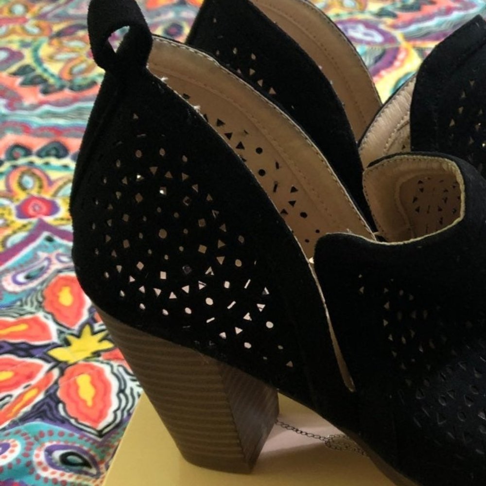 NEW AMS Black Faux Suede Vegan Ankle Booties - Picture 4 of 5